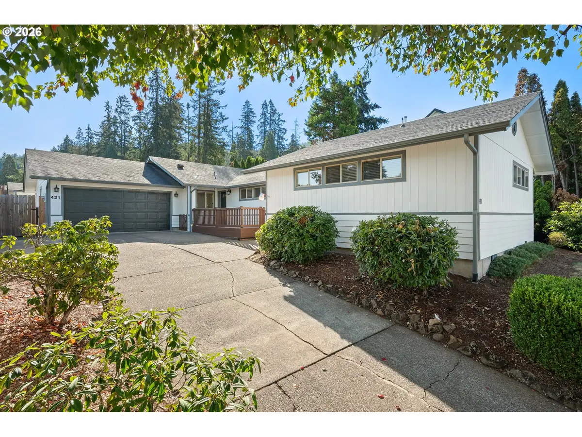 421 S 70th Pl, Springfield, OR 97478 - #1