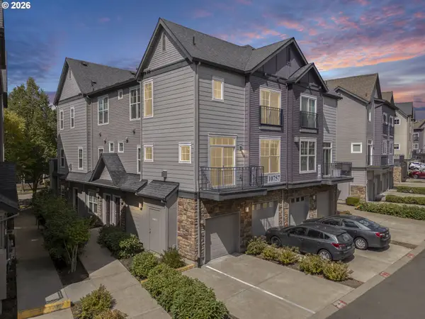 10757 NE Red Wing Way #201, Hillsboro, OR 97006