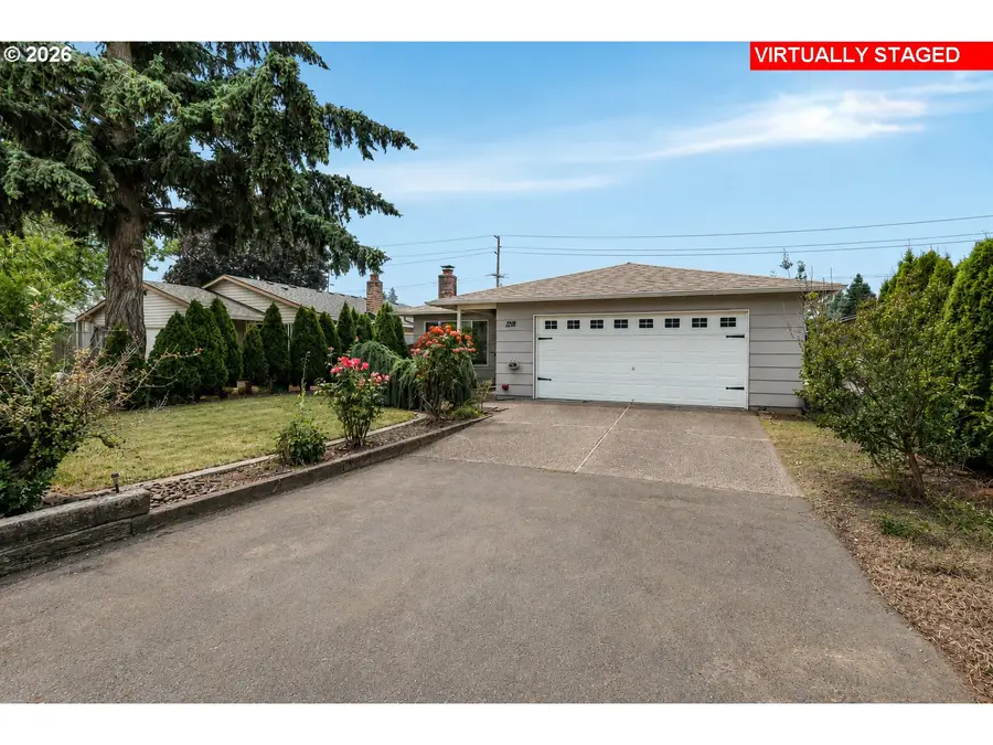 1218 Johnson St, Oregon City, OR 97045 - #2