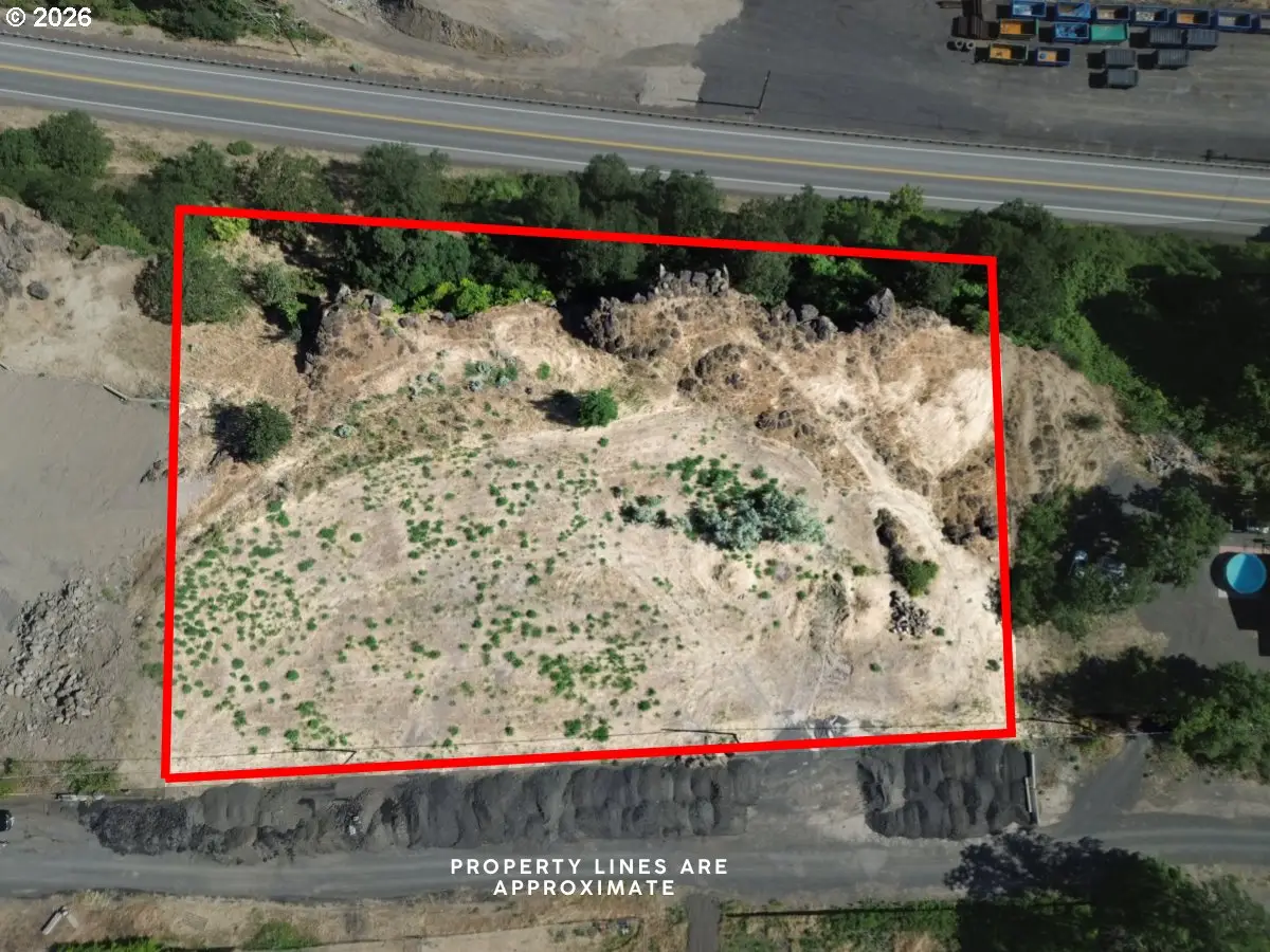 E 9th, The Dalles, OR 97058 - #1