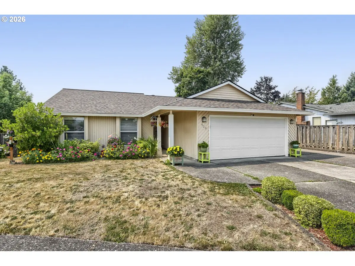 429 SW Birdsdale Dr, Gresham, OR 97080 - #1