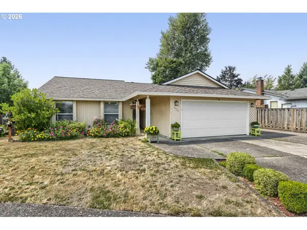 429 SW Birdsdale Dr, Gresham, OR 97080