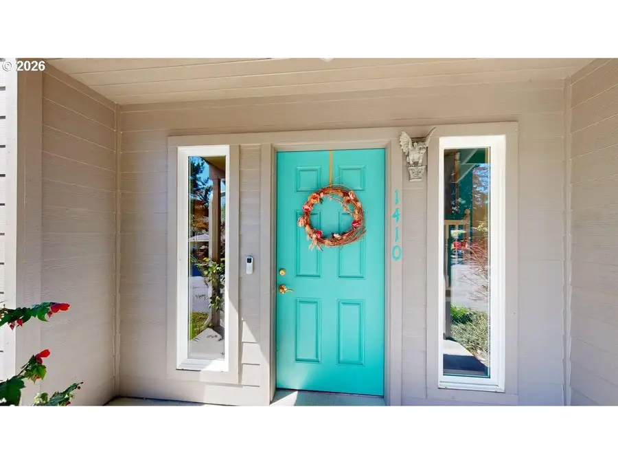 1410 Glenwood Dr, Brookings, OR 97415 - #2