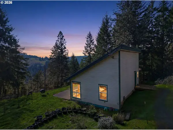 28460 Sutherlin Ln, Eugene, OR 97405