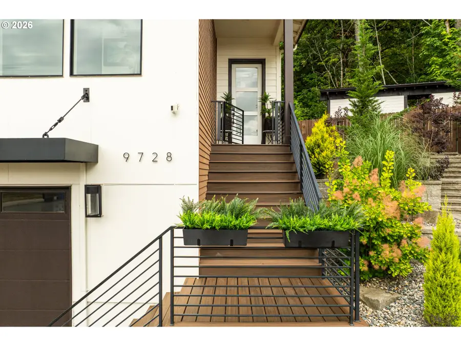 9728 N Alder St, Camas, WA 98607 - #3