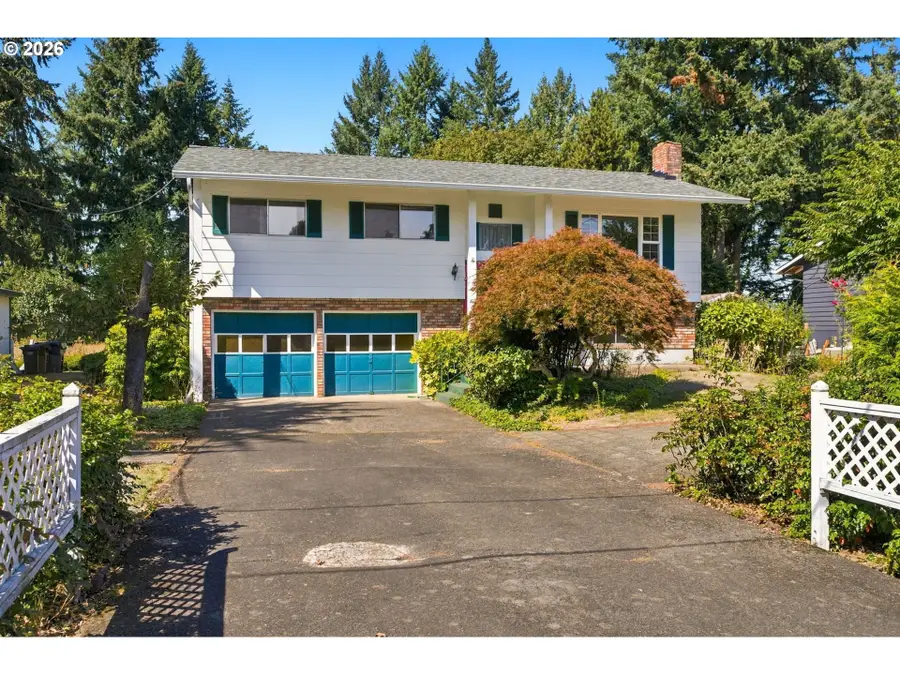 1136 Madrona Dr, Oregon City, OR 97045 - #2