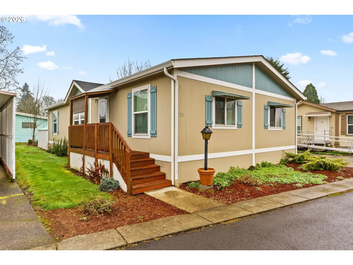 1225 W 10th Ave, Junction City, OR 97448 - #1