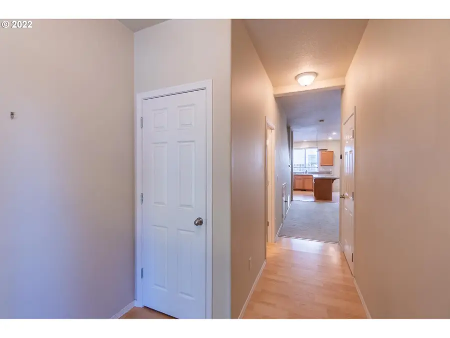 1215 SW 175th Ave, Beaverton, OR 97003 - #3