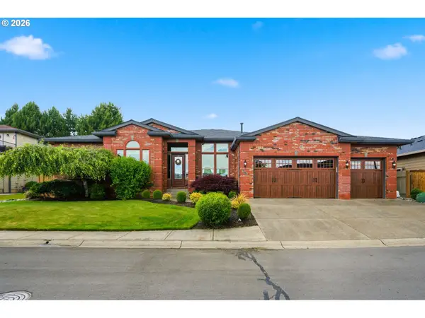 741 W Dogwood St, Washougal, WA 98671