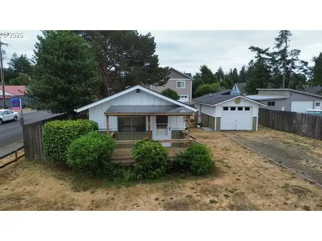 1992 18th St, Florence, OR 97439 - #2