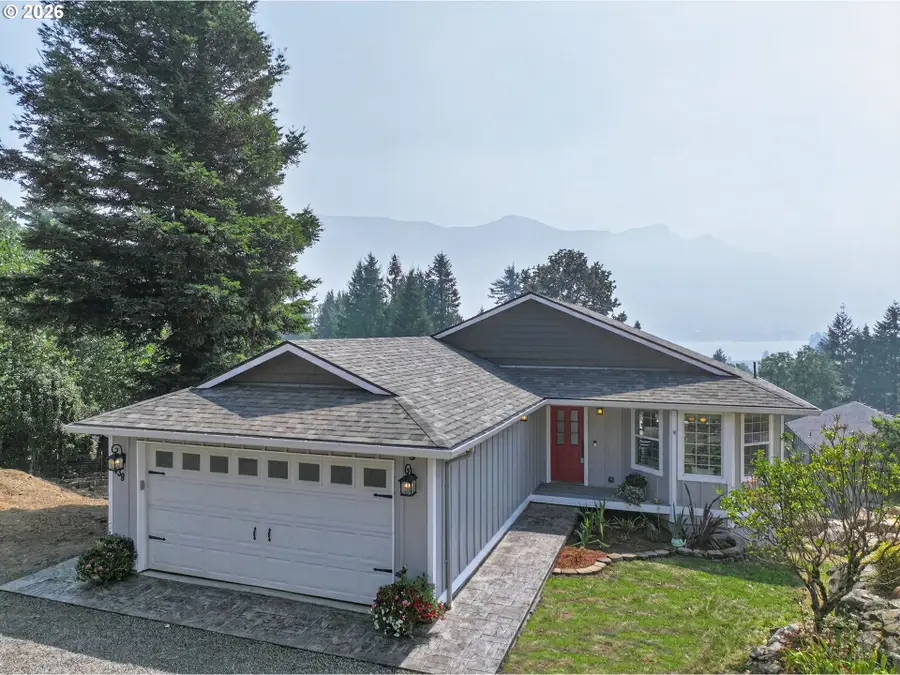 438 NW Roselawn St, Stevenson, WA 98648 - #2