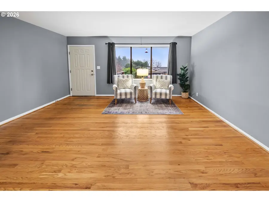 154 Lexington Pl, Astoria, OR 97103 - #3