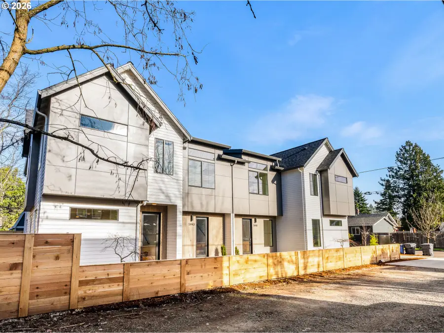 5945 SE 60th Ave, Portland, OR 97206 - Image #2