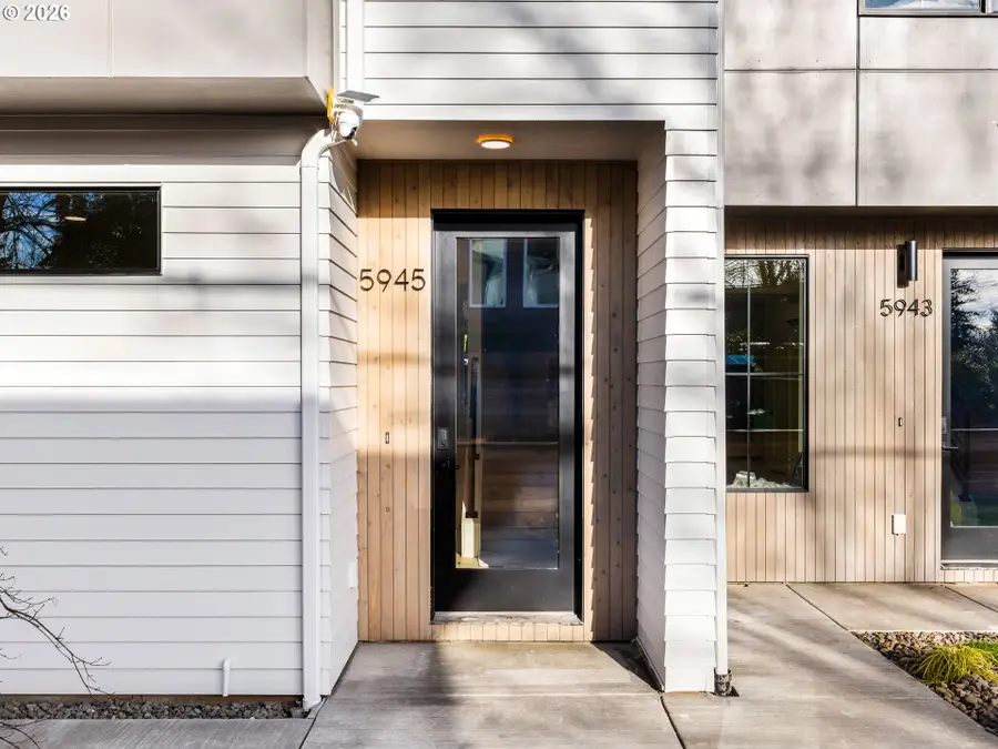 5945 SE 60th Ave, Portland, OR 97206 - Image #3