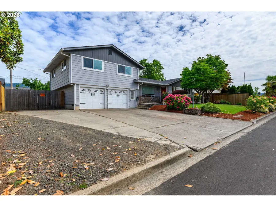 1830 Yolanda Ave, Springfield, OR 97477 - #3