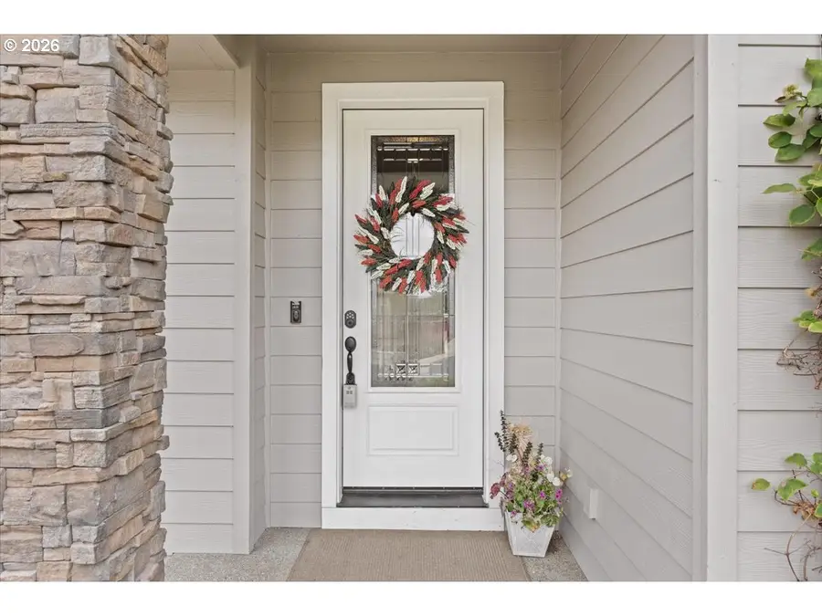 137 Jacks Ct, Winchester, OR 97495 - #2