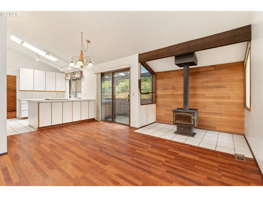 9411 SW 62nd Dr, Portland, OR 97219 - Image #3