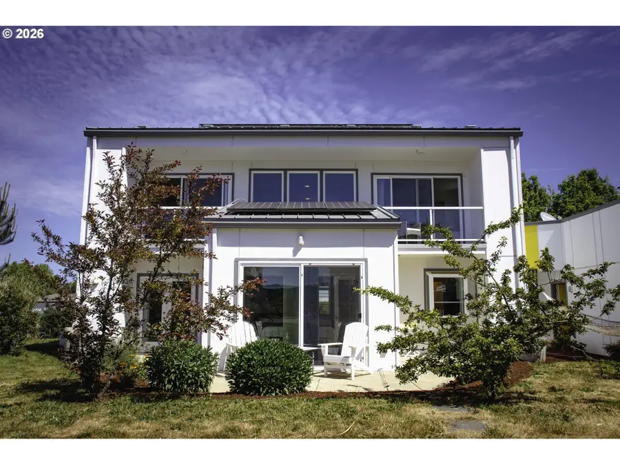 32903 Wildrose Dr, Tangent, OR 97389 - #2