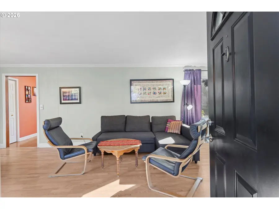 2668 SW Hume Ct, Portland, OR 97219 - #3