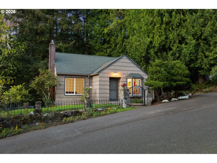 2231 SW Martha St, Portland, OR 97239 - #3
