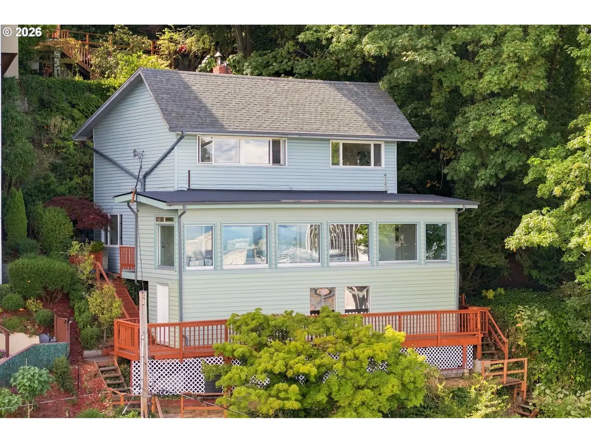 2604 SW Buckingham Ave, Portland, OR 97201 - #1