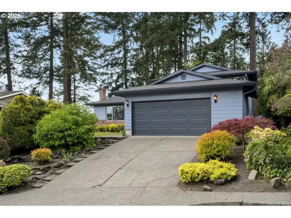 6703 Partridge Cir, Gladstone, OR 97027