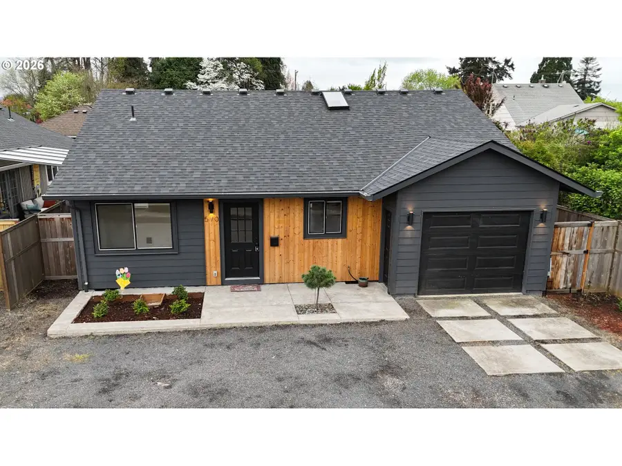 570 NE Truman Ln, Hillsboro, OR 97124 - #2