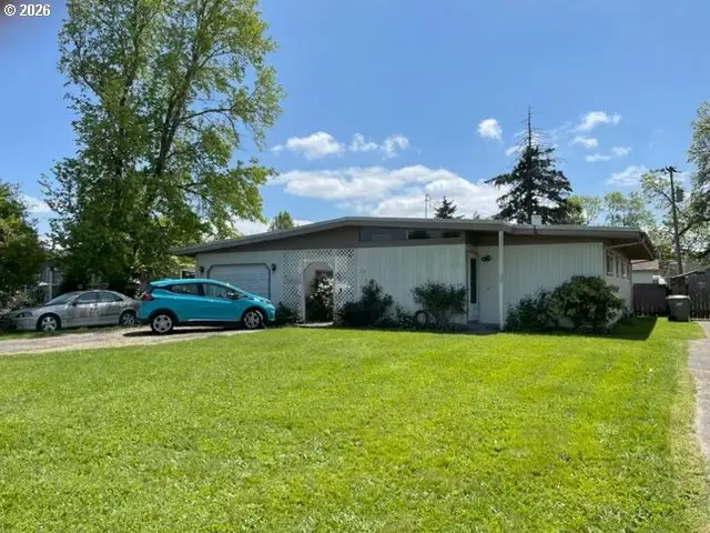 1036 23rd Ave, Albany, OR 97322 - #1