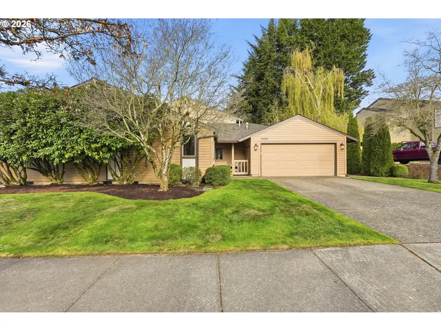 10805 SW Summer Lake Dr, Portland, OR 97223 - #2