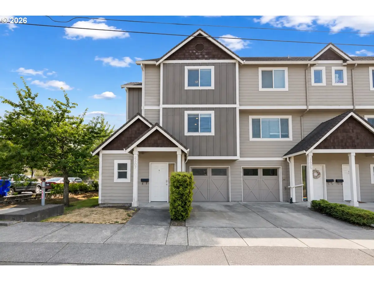 2607 SE 109th Ave, Portland, OR 97266 - #1