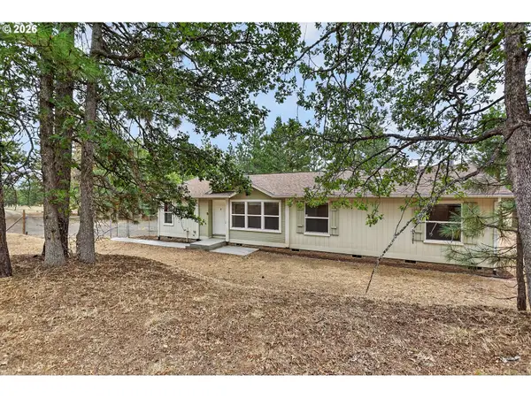 24 Golden Heights Dr, Goldendale, WA 98620