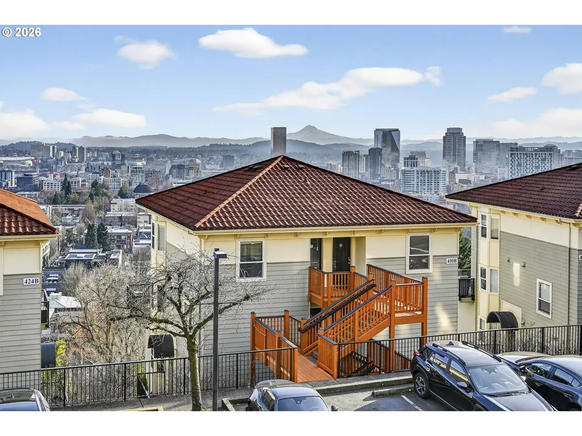 410 NW Uptown Ter #3B, Portland, OR 97210 - Image #1