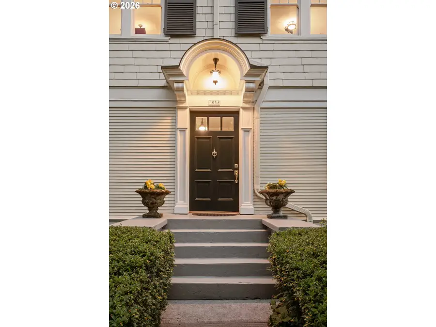 1838 SE Harrison St, Portland, OR 97214 - #2