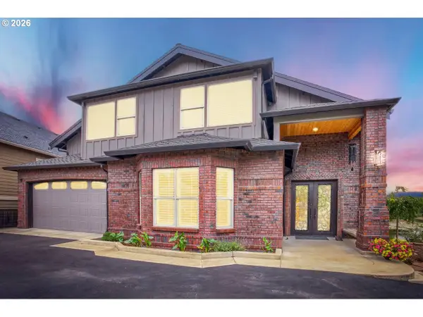 383 W Clackamas Blvd, Gladstone, OR 97027