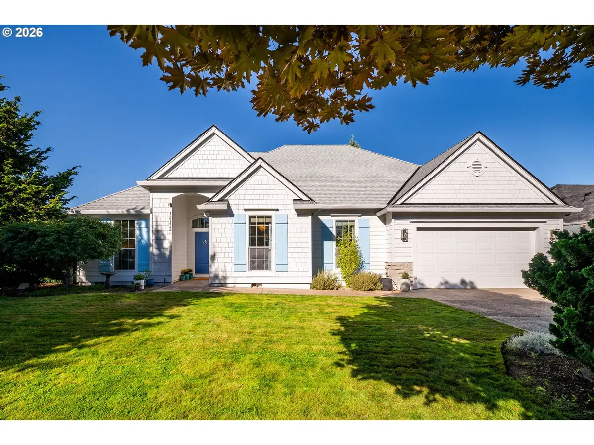 12132 Hazel Park Dr, Oregon City, OR 97045 - #1