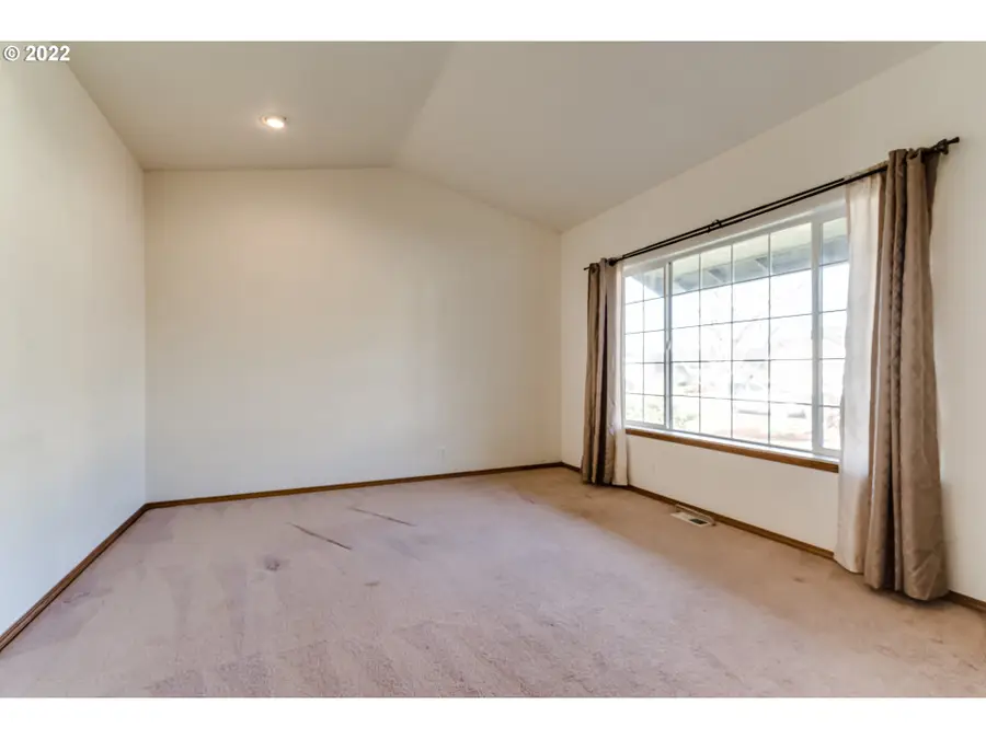 5246 Austin Way, Eugene, OR 97402 - #3