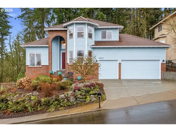 13070 SW Woodshire Ln, Tigard, OR 97223