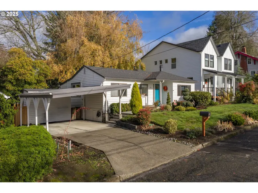 1323 SW Carson St, Portland, OR 97219 - Image #3