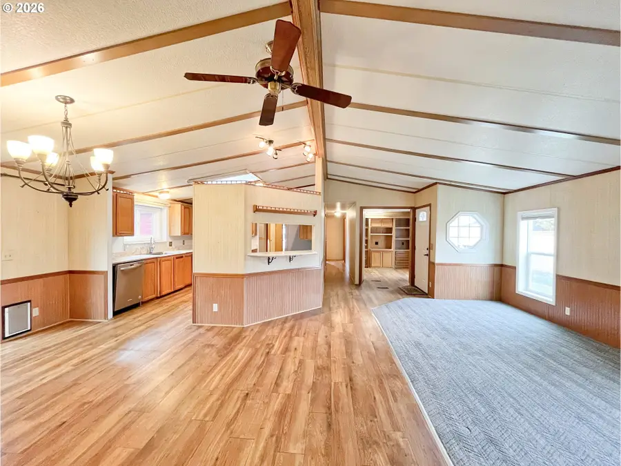 950 Pomona St #167, The Dalles, OR 97058 - #2