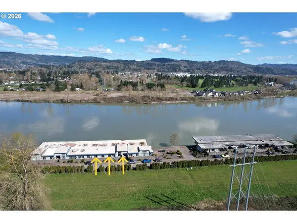 743 Marine View Dr, Longview, WA 98632