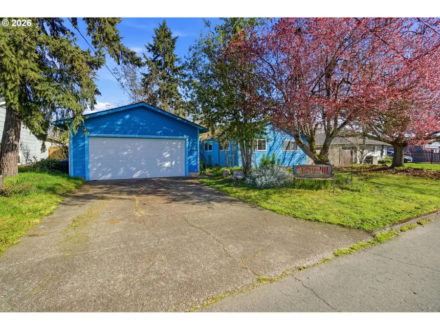 784 Dalke St, Monmouth, OR 97361 - #3