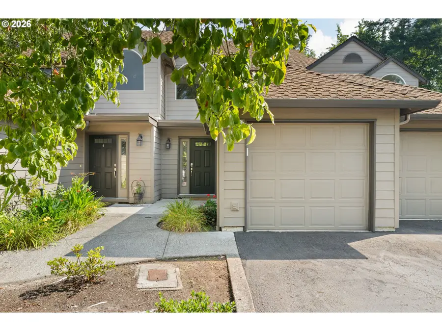 3926 Carman Dr, Lake Oswego, OR 97035 - #2