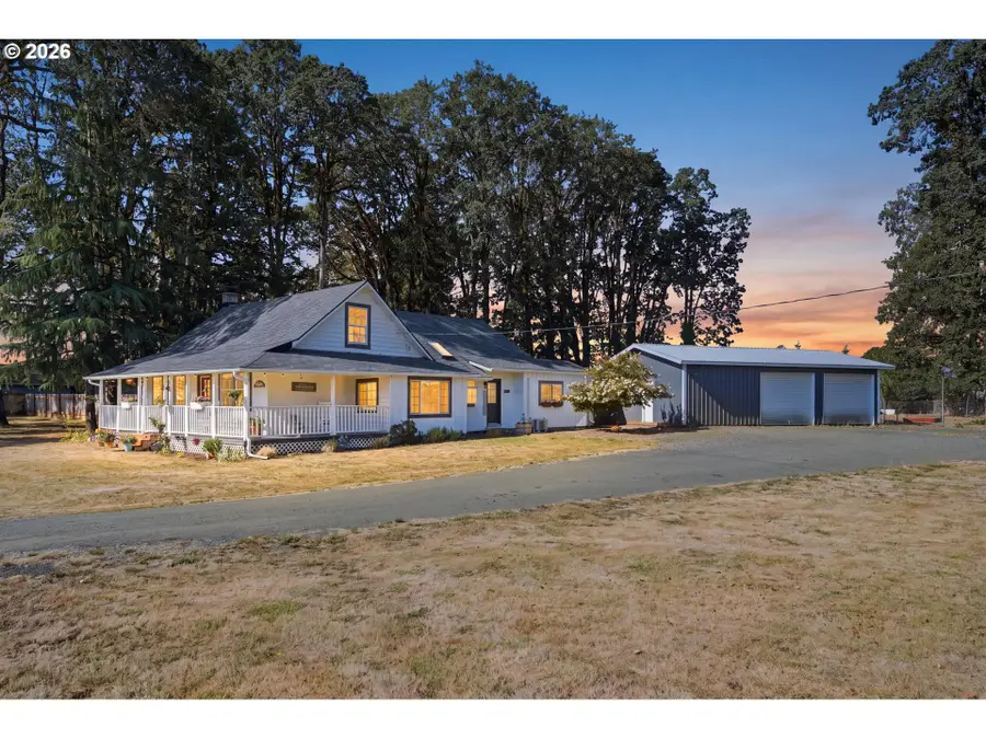 267 NW Woods Ln, Dallas, OR 97338 - #2