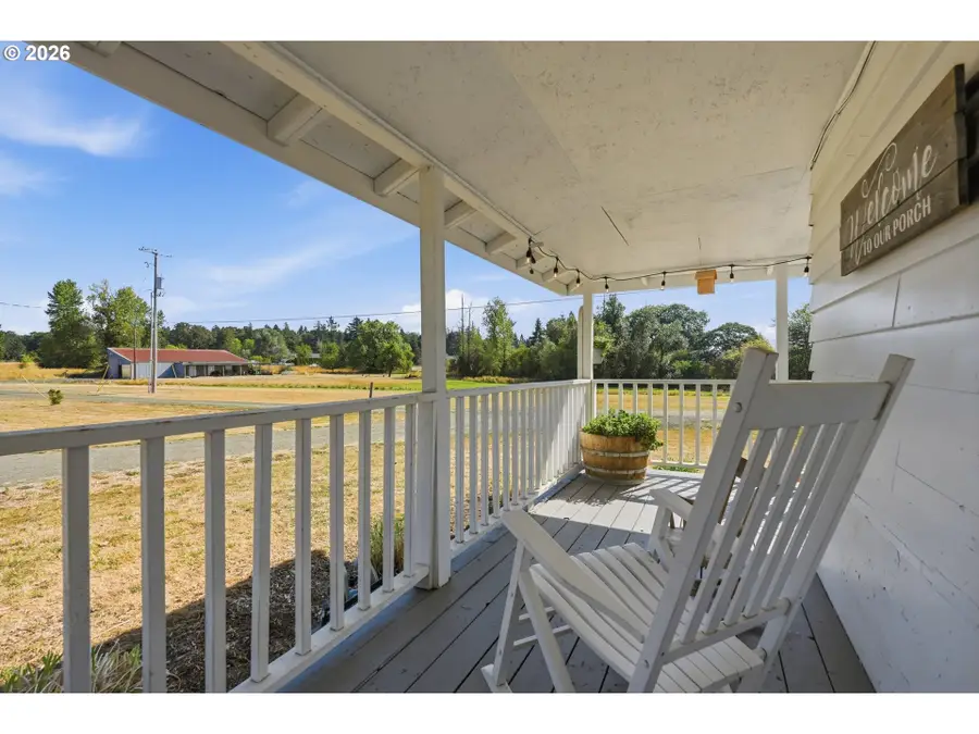 267 NW Woods Ln, Dallas, OR 97338 - #3