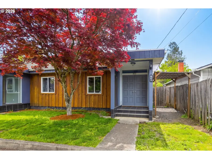 845 25th Pl, Springfield, OR 97477 - #2