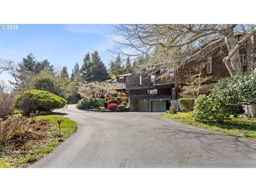 1320 Ingersoll St, Coos Bay, OR 97420 - #3