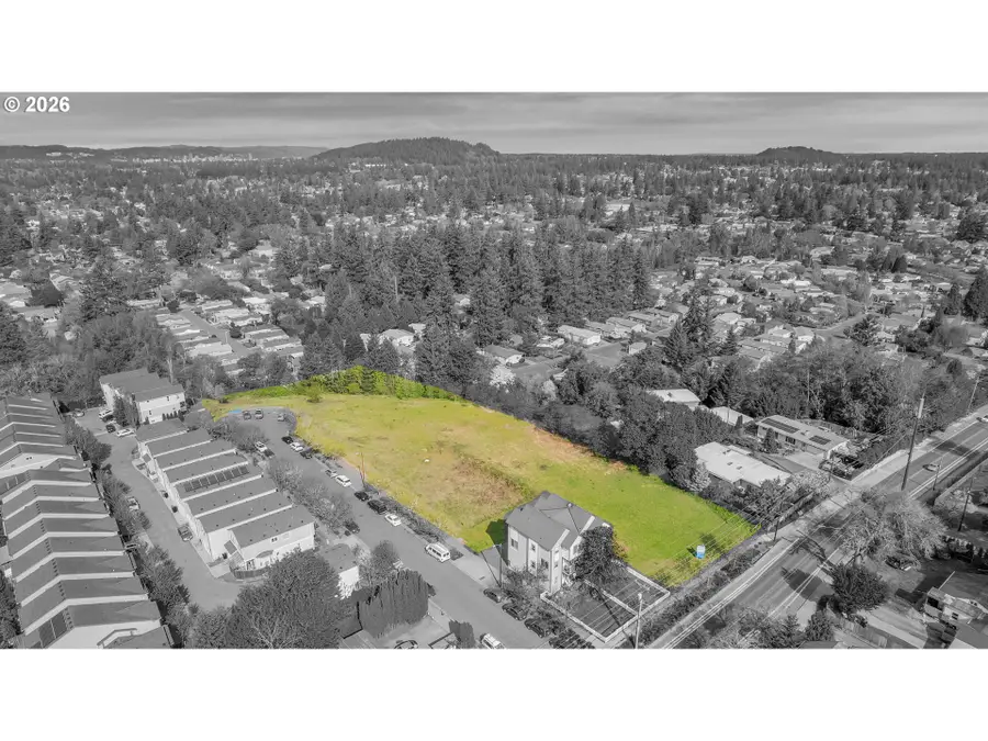 SE Steele St, Portland, OR 97236 - #2