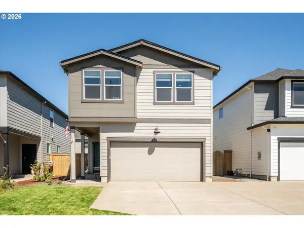 2906 V St, Springfield, OR 97477