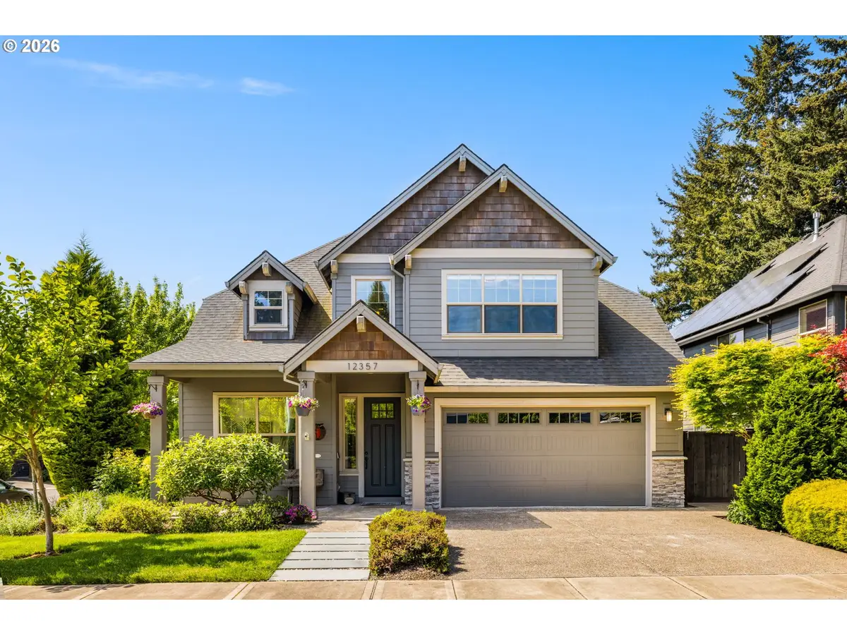 12357 Hampton Dr, Oregon City, OR 97045 - #1