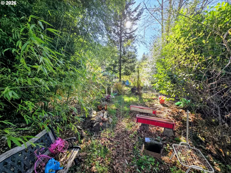 47995 Mckenzie Hwy, Vida, OR 97488 - #3